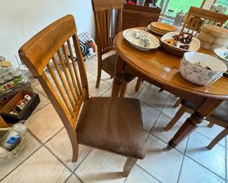 Set of 4 Dining Chairs