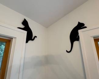 Cat Corner Accents