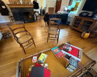 Accent Chairs