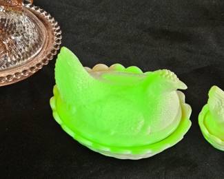 Hen on Nest uranium glass