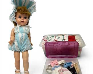 Vintage 1950s Ideal Doll W 16 w Clothing  Accessories