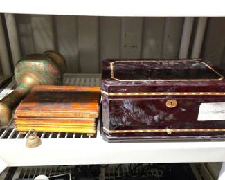 7050  Jewlery Boxes and Vases