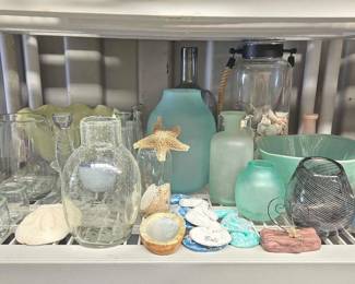 7026  Home Decorations
