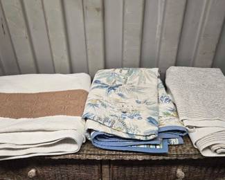 7018  3 Bed Sheets