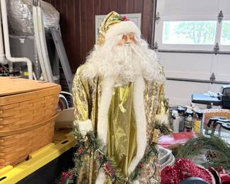 old Workd Santa