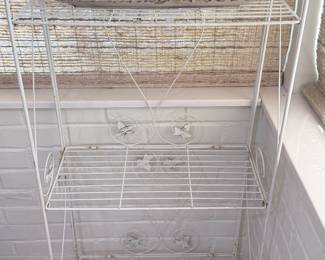 VTG Metal Shelves 