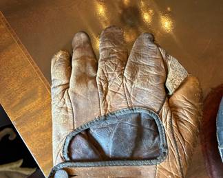Antique baseball mitt