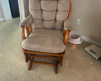 Estate sales by Olga in Hamilton NJ