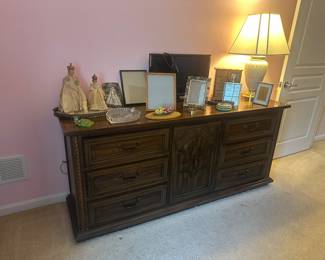 Estate Sales By Olga in Hamilton, NJ
