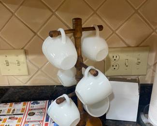 Estate sales by Olga in Hamilton NJ