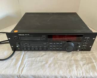 Tascam DA40 DAT Recorder