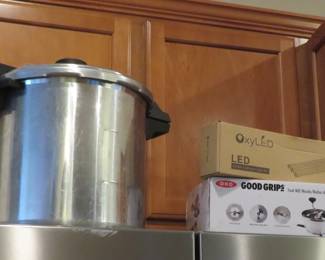 Pressure cooker/canner, OXO food mill