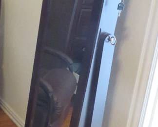 Jewelry storage