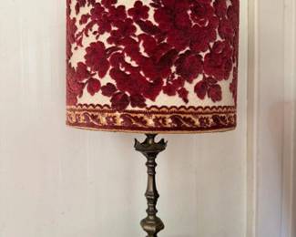 036 brasstablelampwithvelvetfloralshad