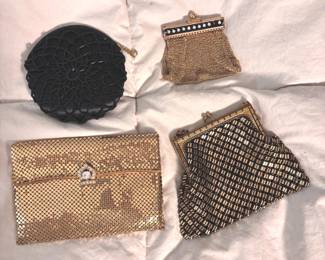 027 fourvintagebeadedmeshcoinpurses