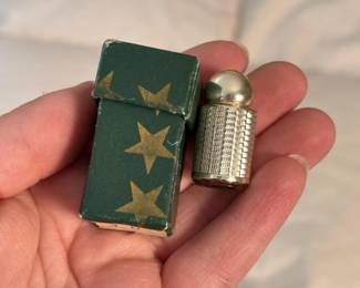 028 smallvintagesilvertonedperfumebottl