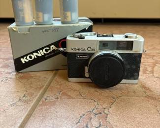 058 konicac35filmcamera