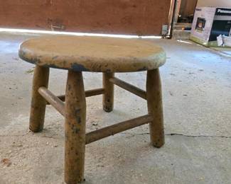 109 smallvintagewoodenstoolwithwornpai
