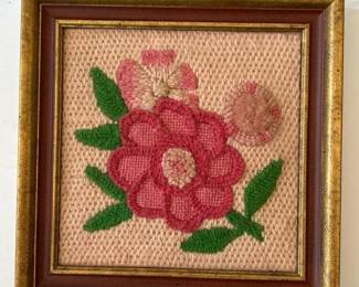 260 framedfloralneedlepointart