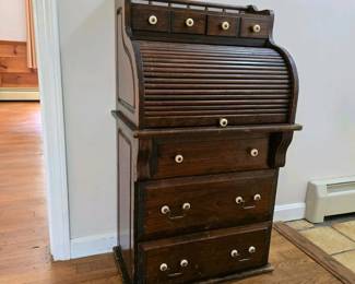 102 vintagedarkwoodrolltopdesk
