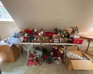 166 assortedchristmasdecorations