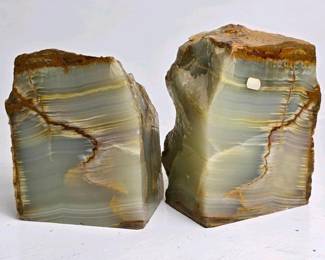 068 pairofonyxmarblestonebookends