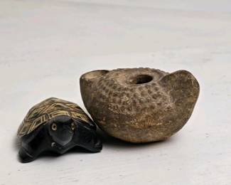 323 carvedstonetortoiseandsmallclayoil