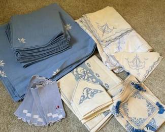 233 assortedembroideredlinentablelinens