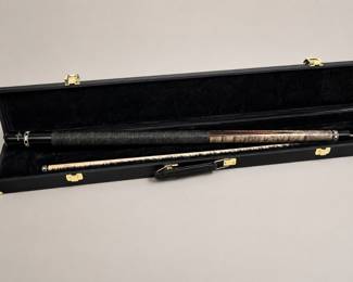 American billiard, Meucci Cue in hard carrying case