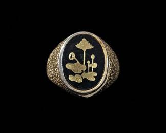 Vintage k Yellow Gold Black Onyx Eagle Ring with Bark Textured Band