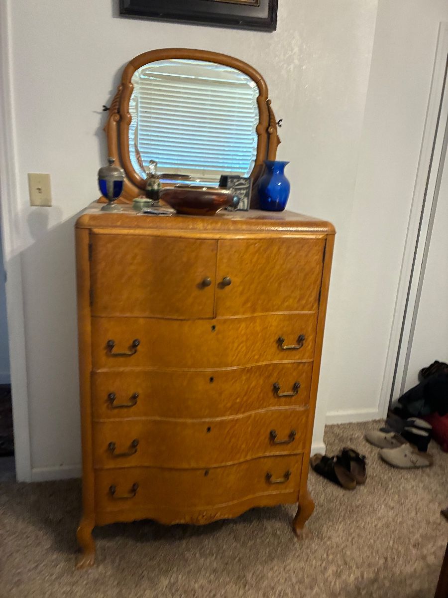 Wooden dresser