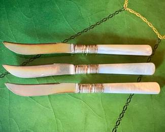 Mother of Pearl Vintage Fruit Knives