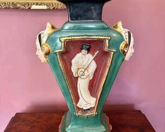 Vintage Japanese Geisha Table Lamp