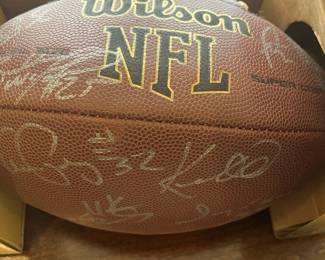 2009 Texans Signed Football - Brian Cushing & others