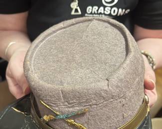 hat