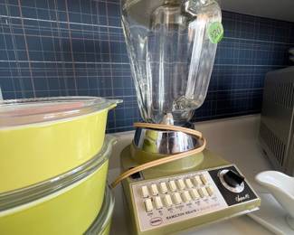 Vintage glass blender - Look at that frappe setting!