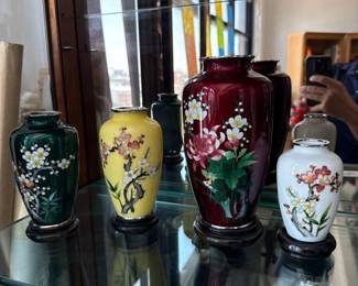 047 Set of 4 Vintage Japanese Cloisonn vase lot