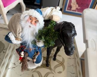 004 Byers Santa with Horse