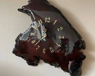 083 Burl Wood Slab Wall Clock with Gold Numerals