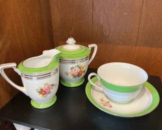 043 Vintage Green White Floral Porcelain Tea Set