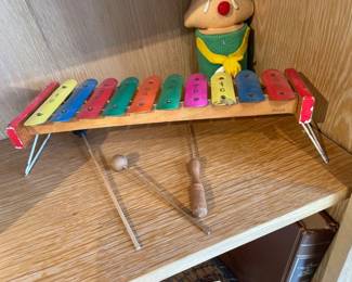 082 Vintage JapanMade Toy Xylophone with Mallets