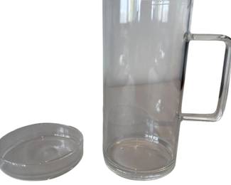 096 Clear Acrylic Pitcher with Lid and Handle