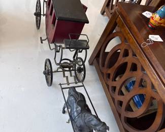 002 Horse and Carriage