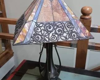 MissionStyle Stained Glass Table Lamp Dual Pull Chains