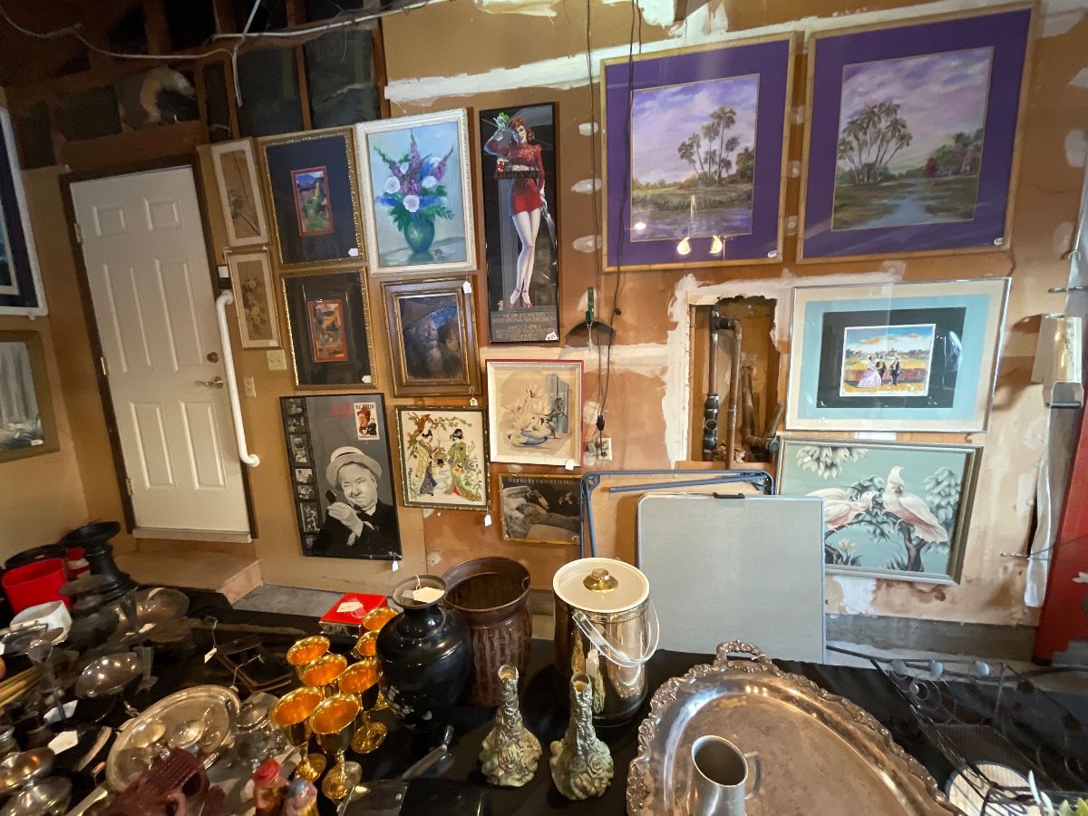 Lots of art - many mediums!!