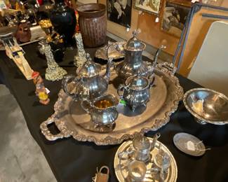 Coffee and/or tea service (regular size & miniture)