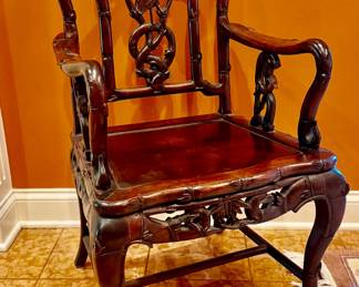 RARE RARE RARE 18th C 1780s carved crane Ellwood chair in MINT CONDITION