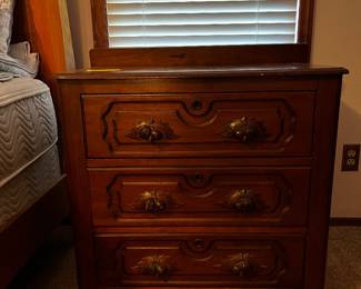 Antique walnut 3 drawer chest