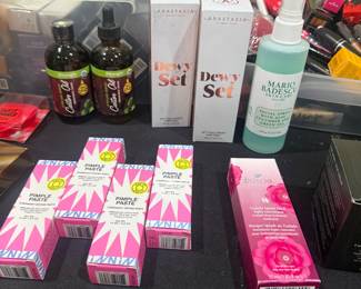 New in box makeup