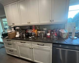 Kitchen appliances barely used or in box